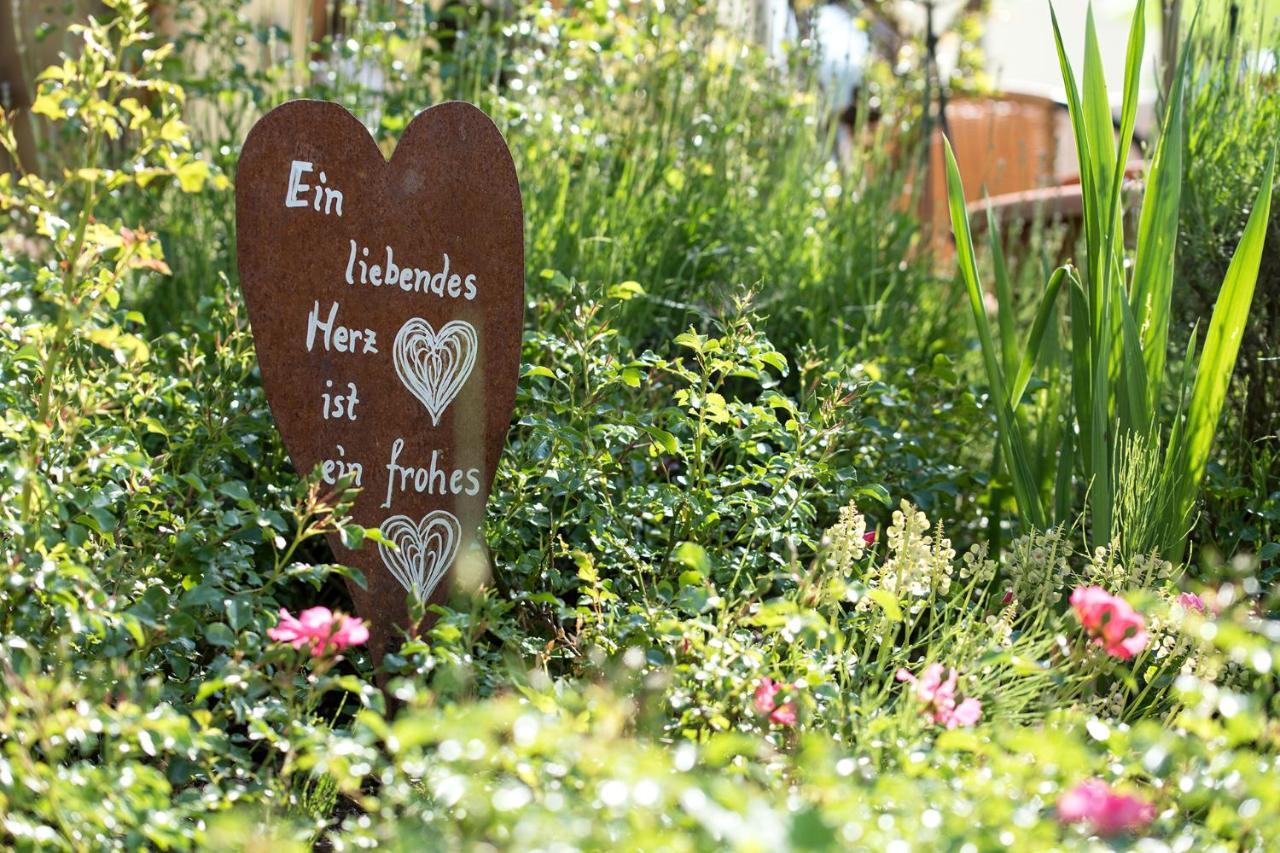 Theresienhof Petschnitzen Buitenkant foto