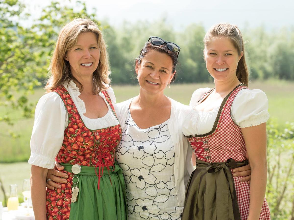 Theresienhof Petschnitzen Buitenkant foto